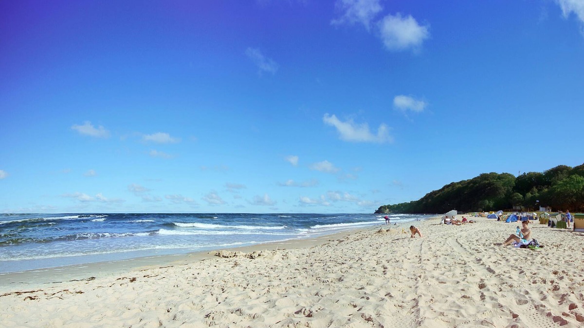 Gross Zicker Apartment | Modern vacation apartment with private terrace - Haus Inselwind FeWo MEERglück