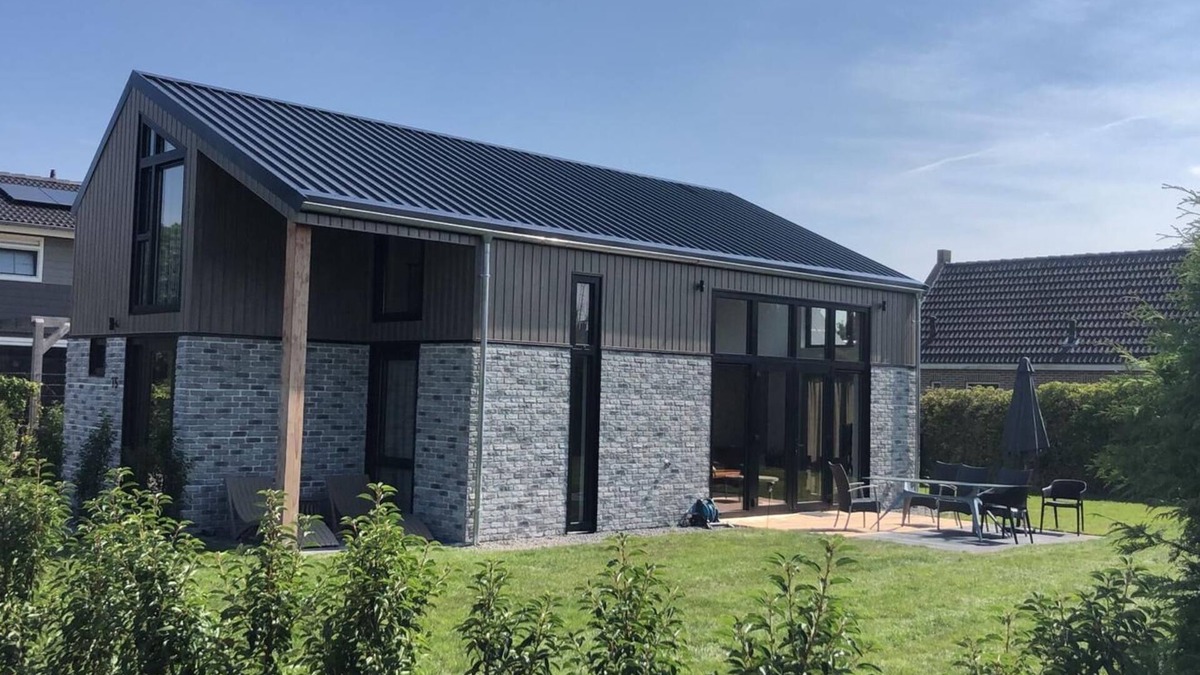 Tzummarum Villa | Modern detached villa