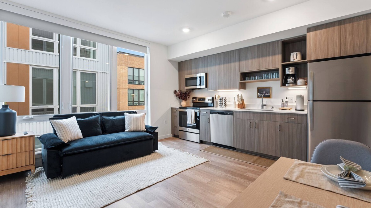 Riverside Apartment | Modern Downtown Studio - Steps from Shops & Dining!