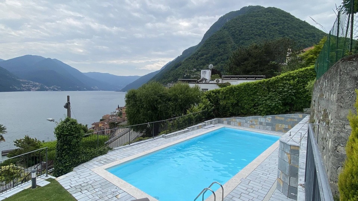Dizzasco Apartment | Modern duplex apartment with magic views and pool over the lake.