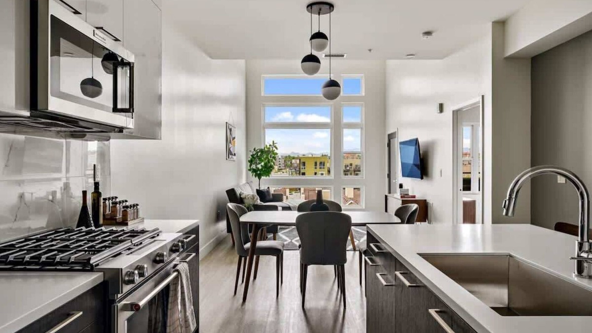 Highland Condo | Modern Eclectic Penthouse Loft | Zuni Lofts