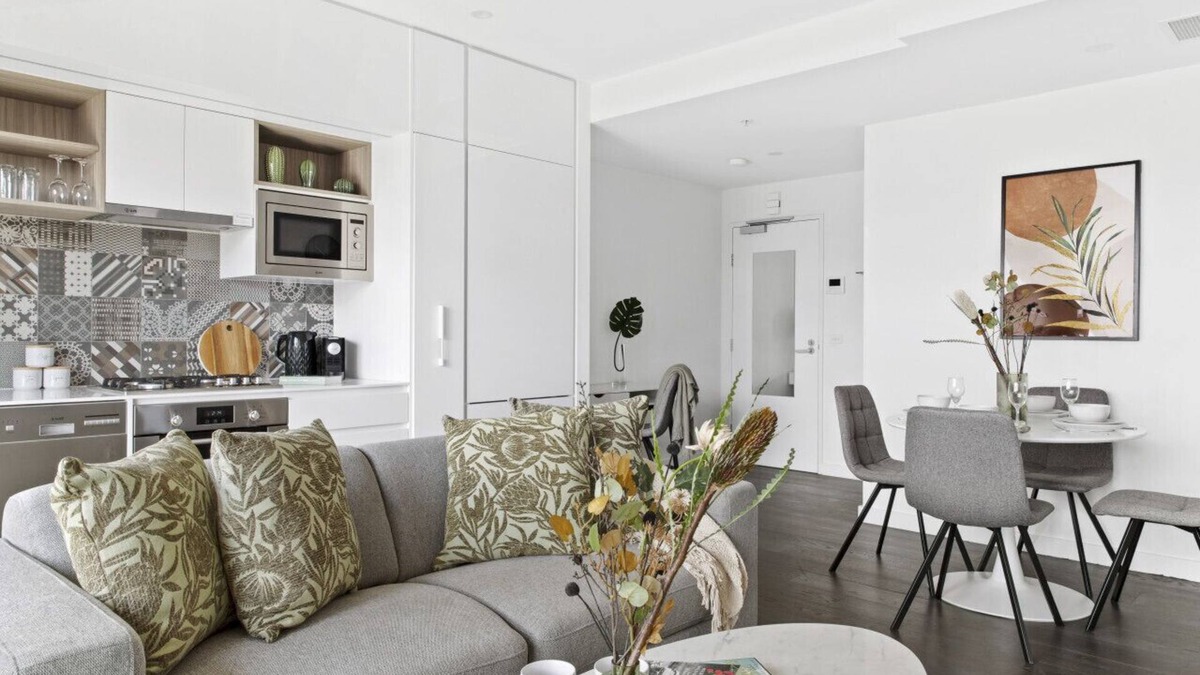 Caulfield North Apartment | Modern Elegance Caulfield North