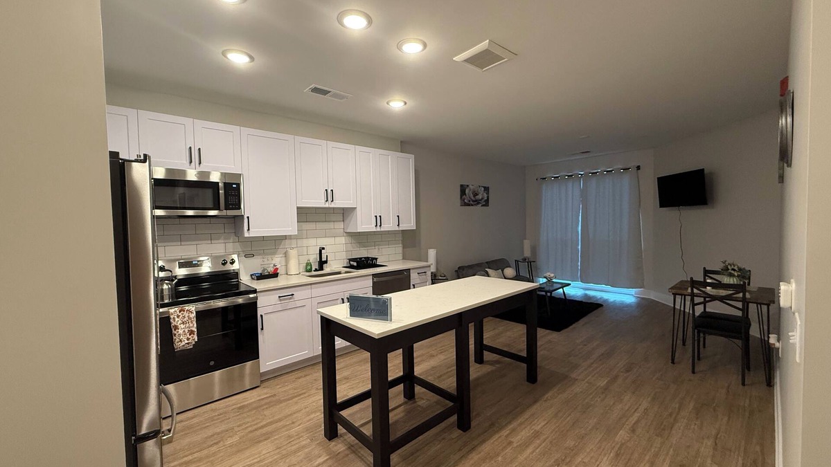 North Chesterfield Apartment | Modern Escape w/Pool & SkyLounge/New Build,Upscale Vibe