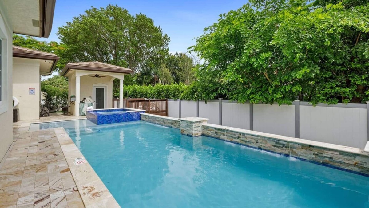 Sunrise House | Modern Estate + Heated Pool, HotTub & Game Room!