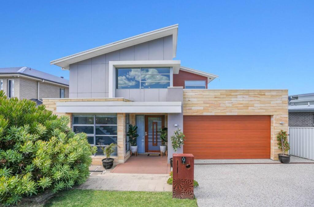 Shell Cove House | Modern Executive Ocean View Oasis Shell Cove Mansion 5 Minutes to Beach Sleeps 16