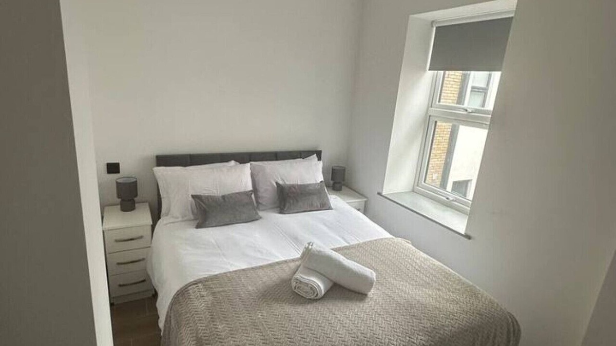 West Finchley Apartment | Modern Family Flat in Finchley