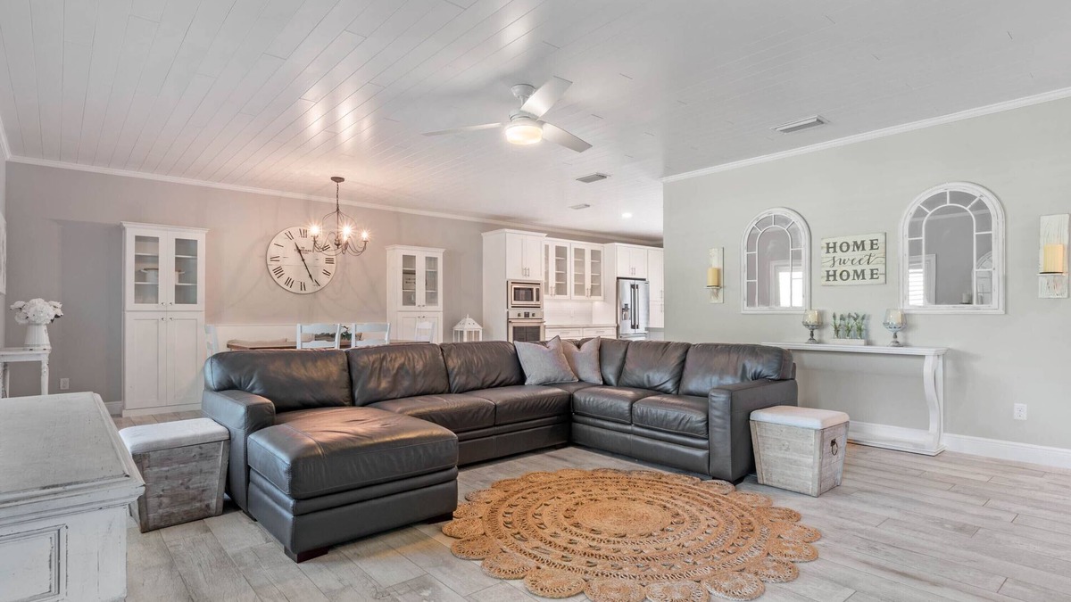 Sanford Other | Modern Farmhouse 3/2 Equestrian neighborhood