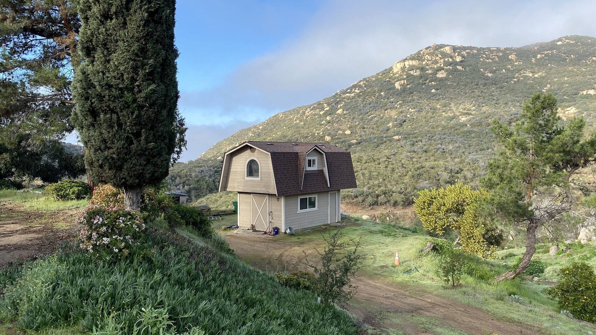 Crest Other | Modern Farmhouse Hideaway near San Diego