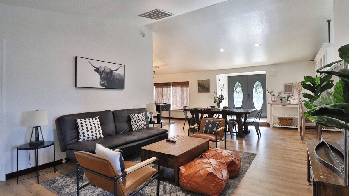 Carmichael House | Modern Farmhouse Walkable To Amenities!
