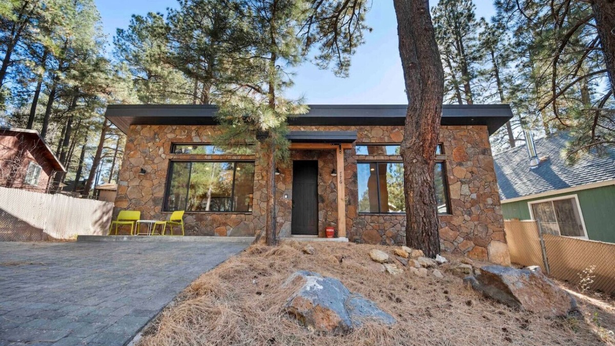 Mountainaire House | Modern Flagstaff Wood Cabin Home/Forest Views