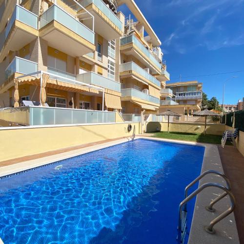 Muchamiel Apartment | Modern flat and private attic close to beach