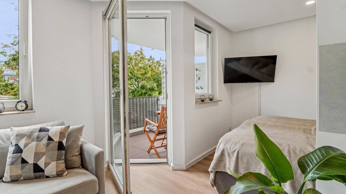 Bietigheim-Bissingen Apartment | Modern, freshly renovated apartment with beautiful balcony in Bietigheim-Bissingen