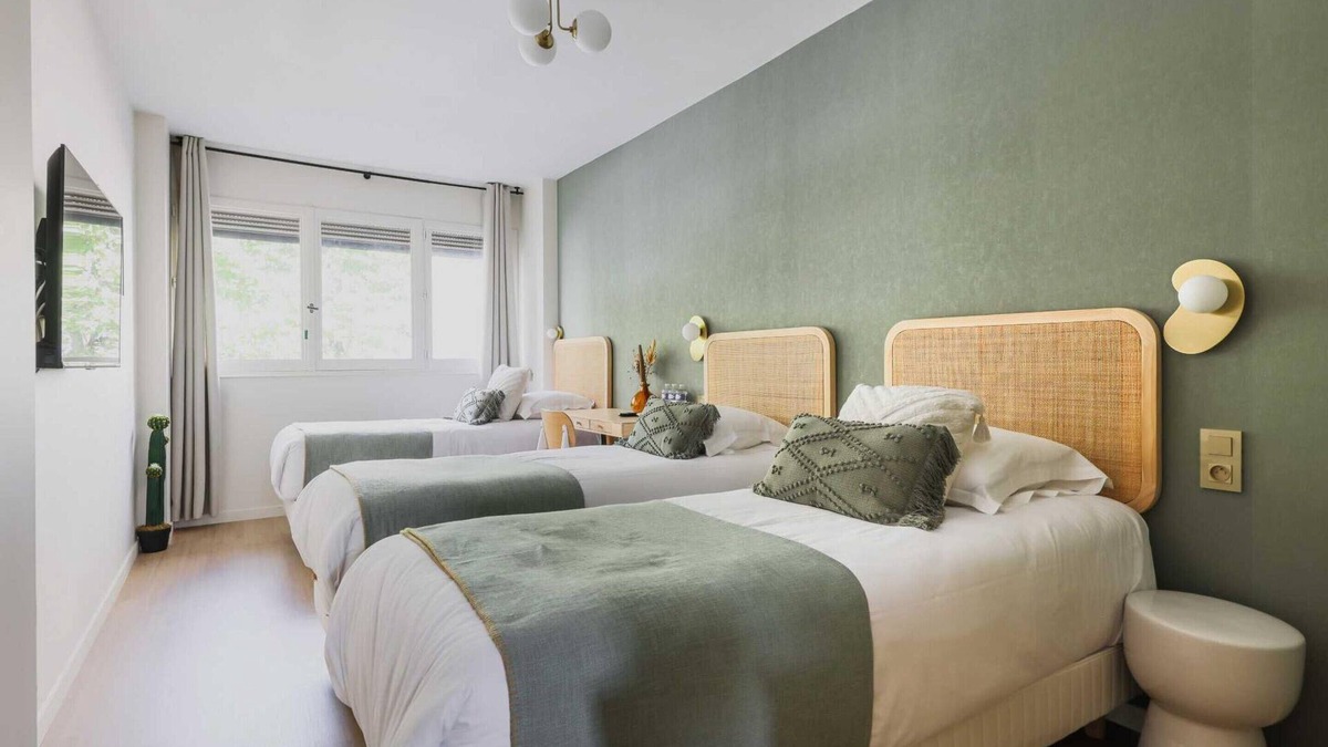 Meudon-la-Foret Apartment | Modern "green Suites" Residence - Meudon/velizy