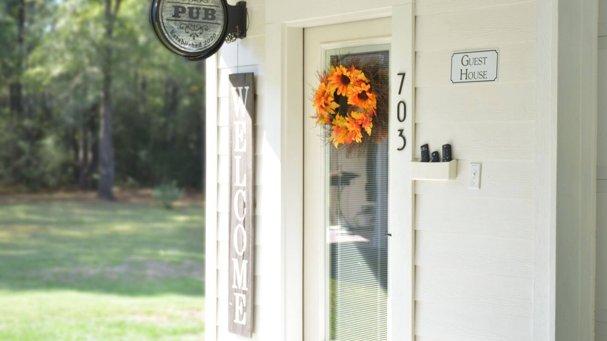 Wallisville House | Modern Guest Home in Wallisville!