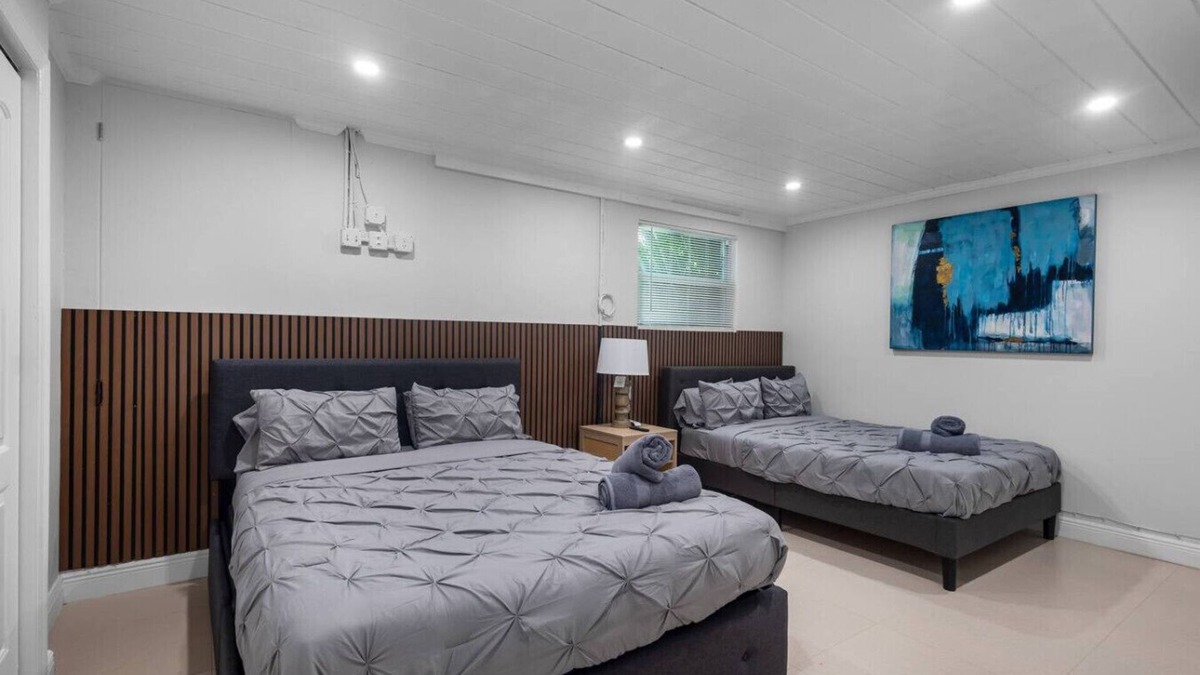 The Roads House | Modern Guest House Apt/Next to Brickell/1Bed/1Bath