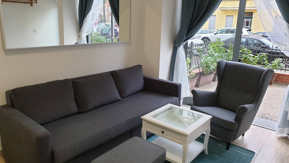 Tegel Apartment | Modern holiday apartment in a quiet location on Lake Tegel