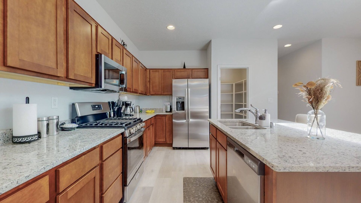 Mesa Del Sol Innovation Park House | Modern Home 3BR Next to Netflix, Airport, Casino