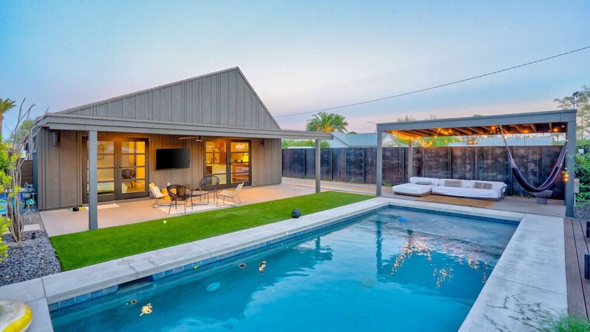 Coronado House | Modern home · ModernHome|Luxury|Kingbed|Heated Pool|Phoenix