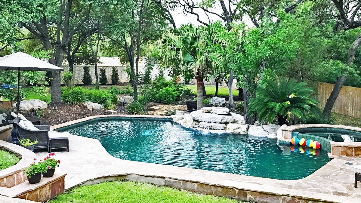 North San Antonio - SAT House | Modern Home w/Beautiful Pool, Spa & Yard Family-Friendly in Convenient location