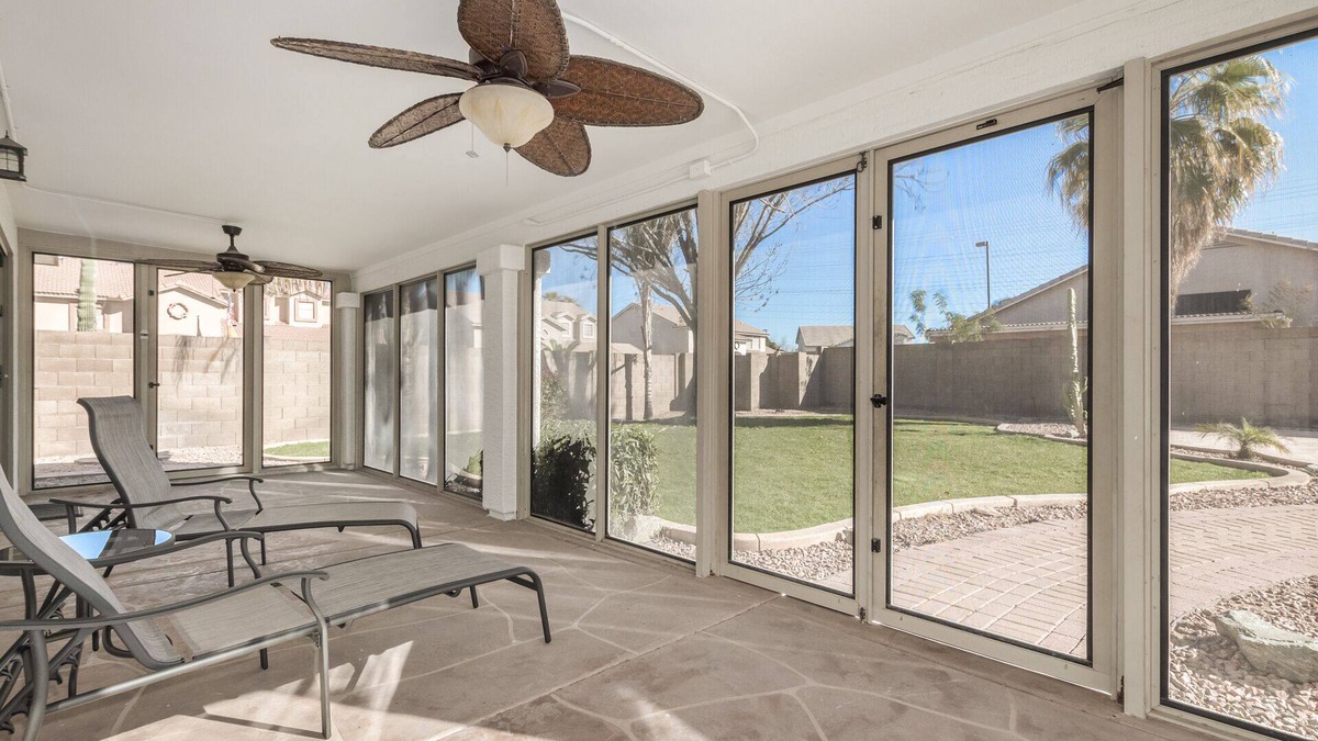 Finley Farms House | Modern Home W/Pool (Double Door Room)