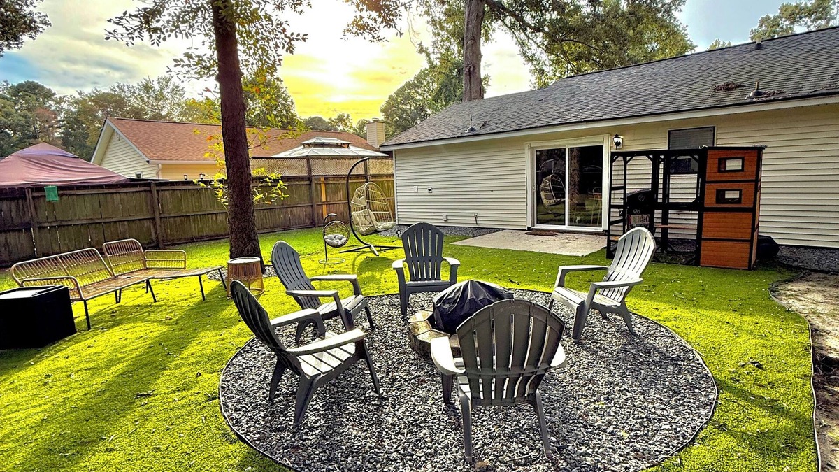 Ladson House | Modern Home w/Theater, BBQ & Private Yard