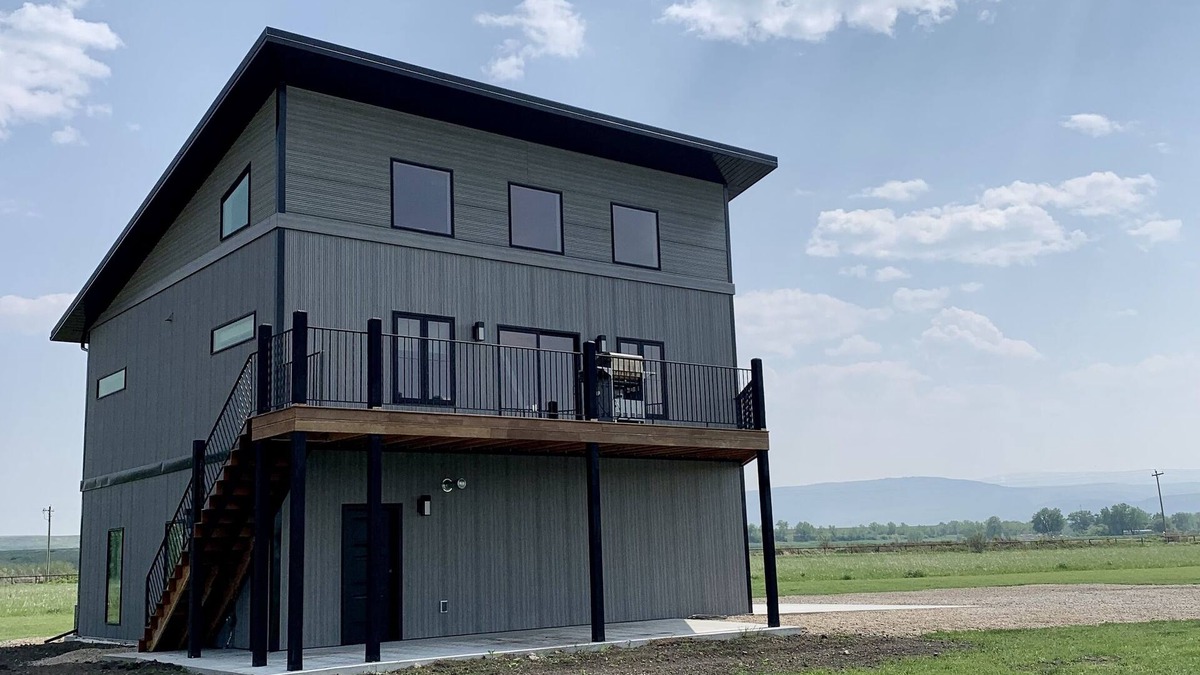 Big Horn County House | Modern Home with Private Big Horn River Access