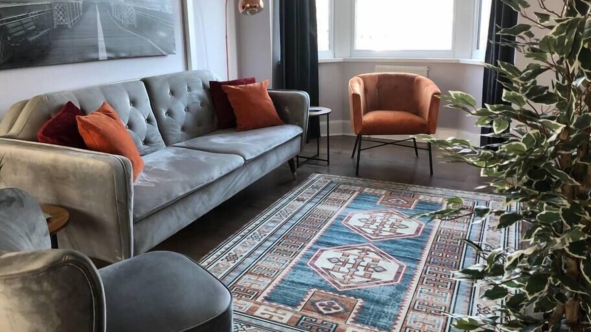 Coventry House | Modern house│Parking│A45/46│Airport│EMPOWER HOMES