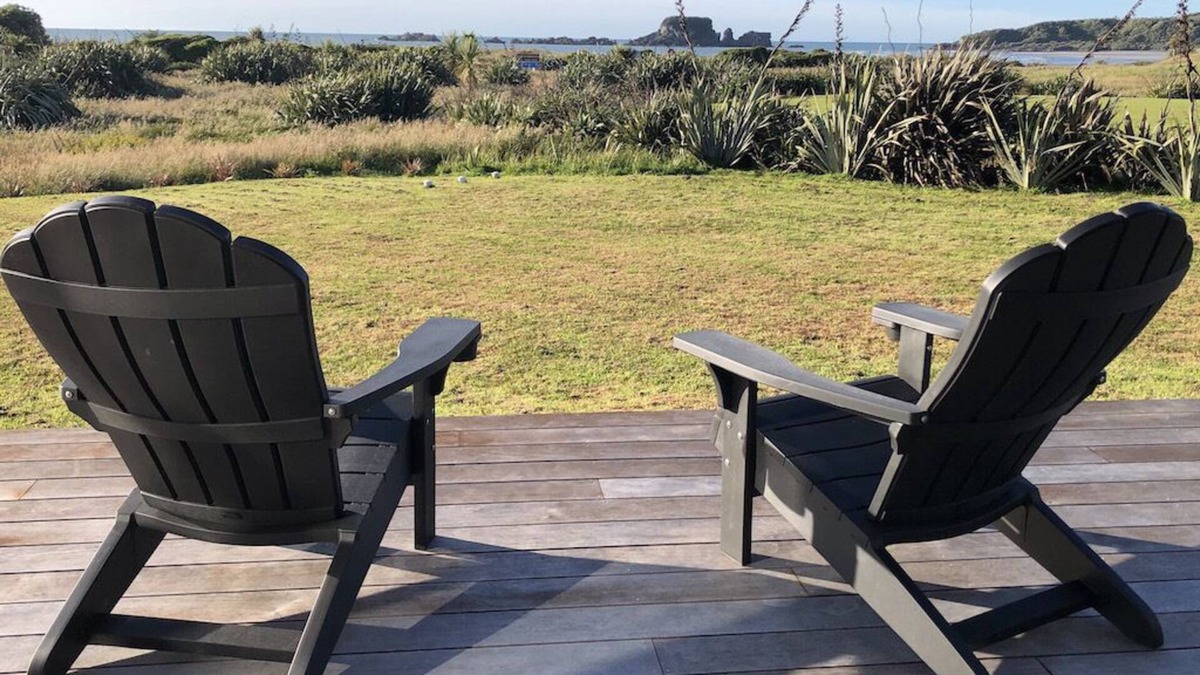 Cape Foulwind House | Modern house with spectacular sea view of Tauranga Bay