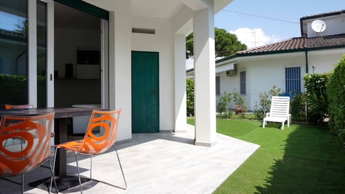 Porto Santa Margherita Villa | Modern Villa in Porto Santa Margherita