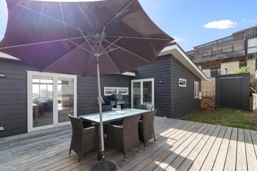 Waihi Beach House | Modern Kiwi Bach - Waihi Beach Holiday Home