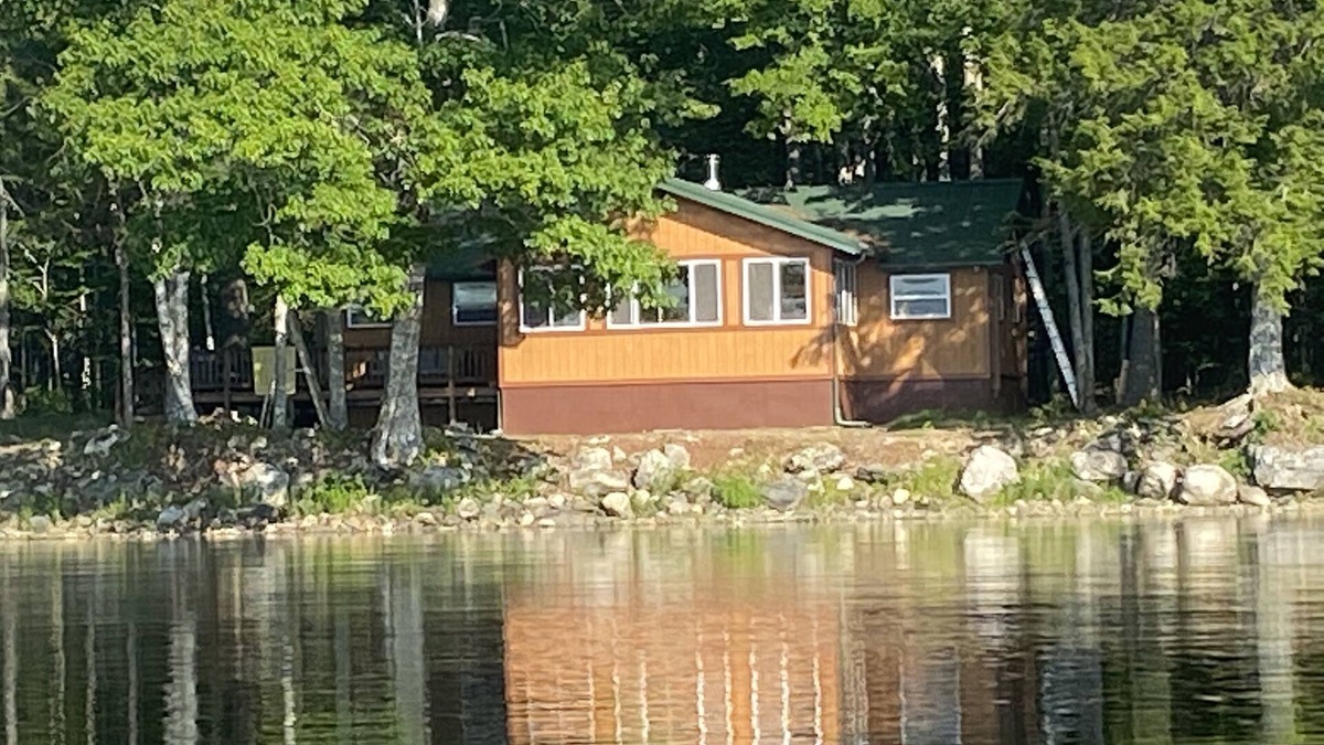 Grand Lake Stream Cottage | Modern Lake House, On Big Lake ! Fishing Swimming Boating !