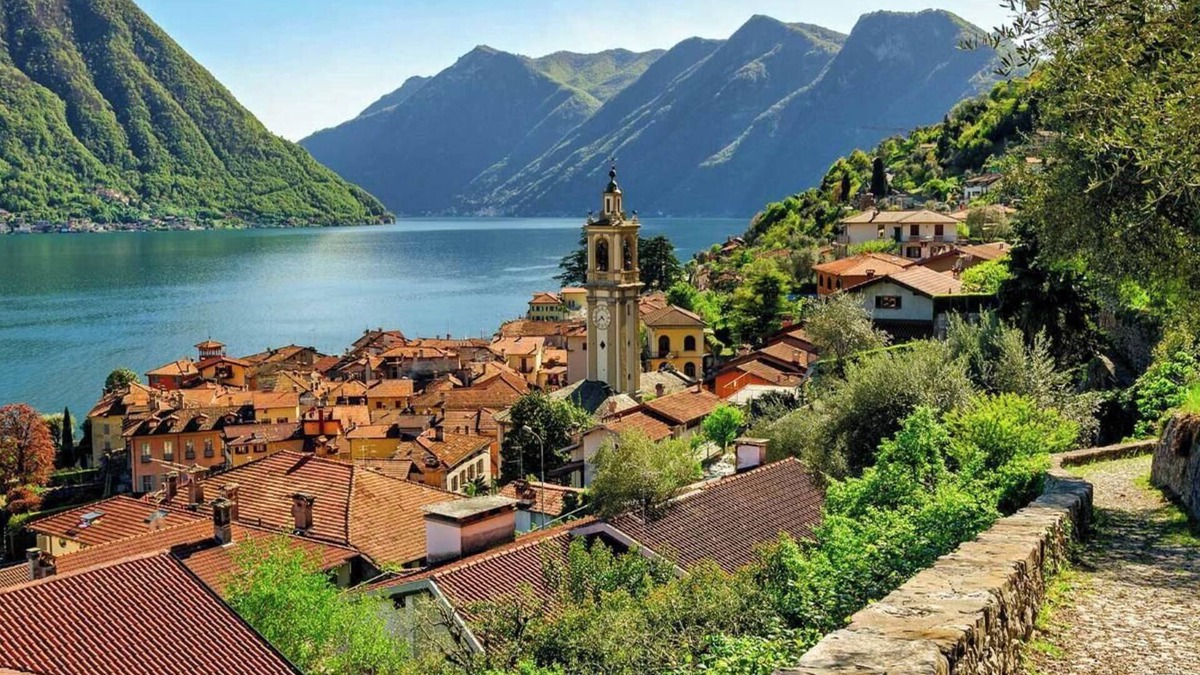 Azzano Apartment | Modern Lake-View Apartment with Pool and Garage in Tremezzina