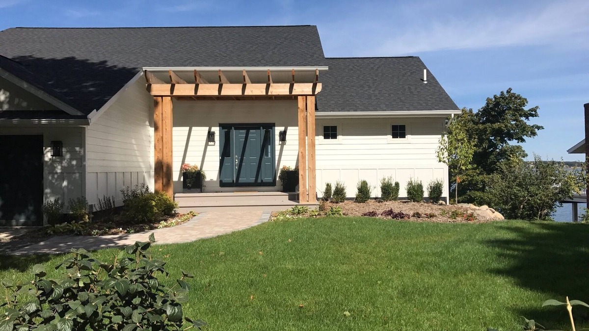 Whitehall House | Modern lakefront 5 bedroom, 4.5 bath home with dock, plunge pool