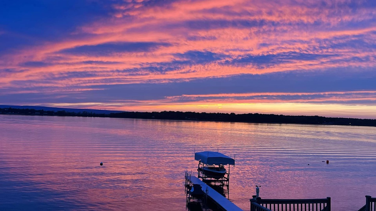 Grand Isle Apartment | Modern Lakefront Apartment