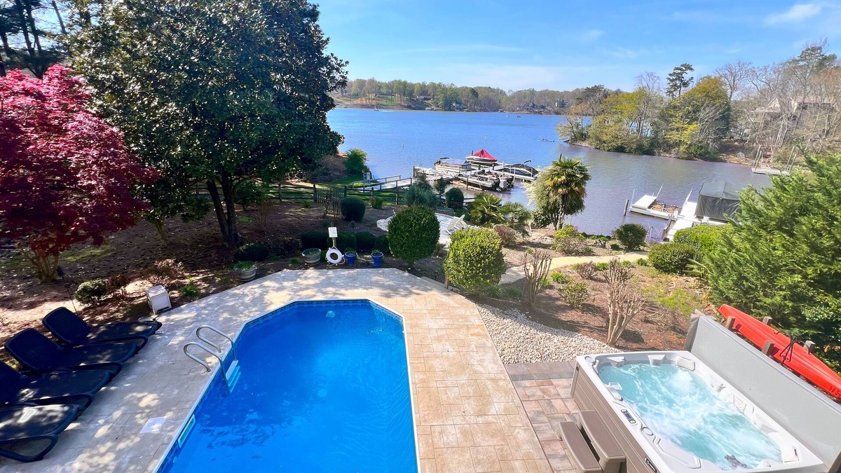 Dixie - Berryhill House | Modern Lakefront Oasis - Private Pool & Salt Water HotTub with Beautiful Sunsets