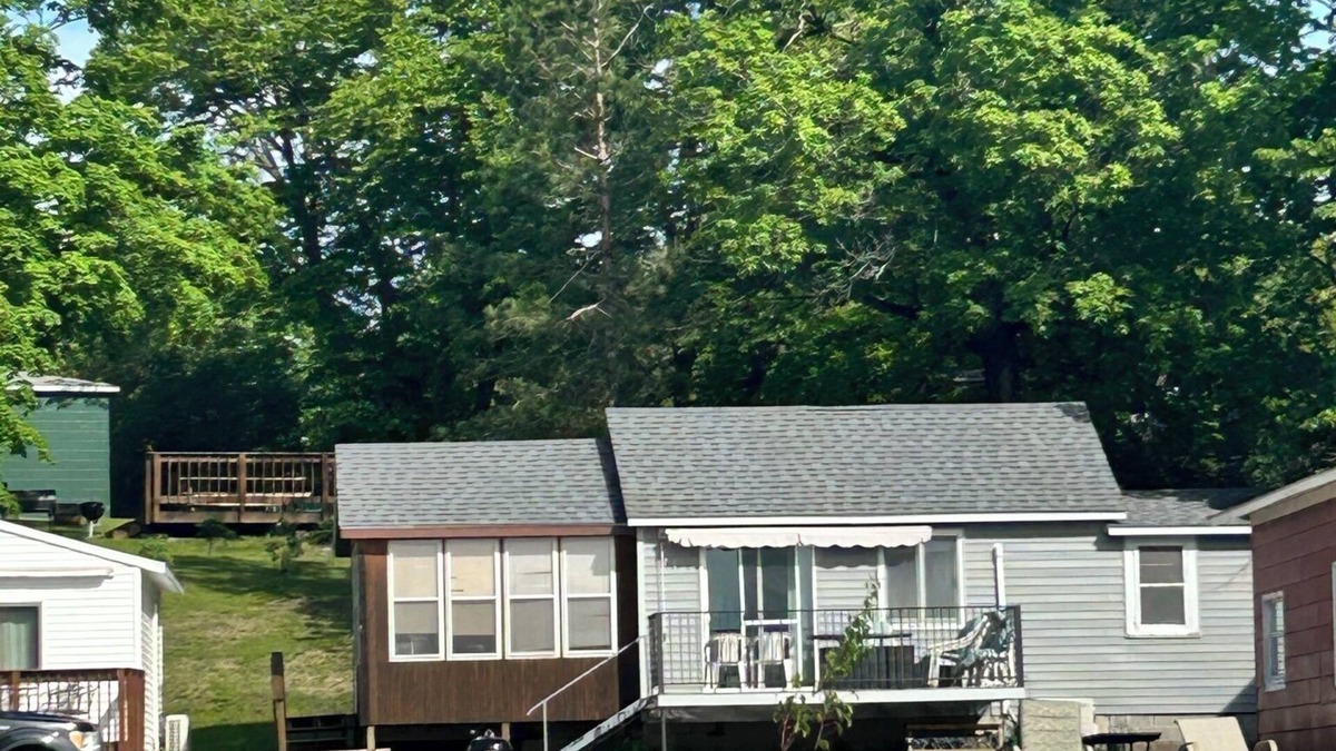 Alexandria Cabin | Modern lakeside cabin with panoramic views , deck and screened porch