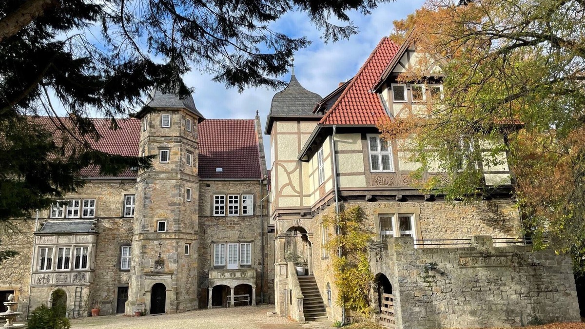 Lauenau Other | Modern living in a historic ambience