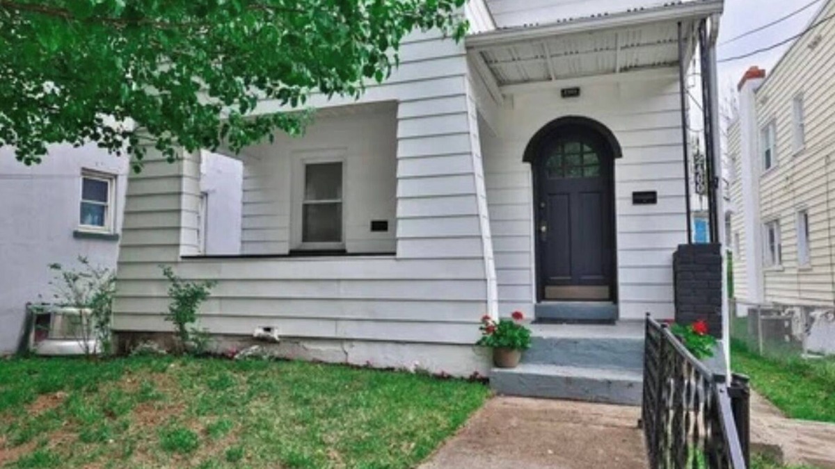 Norwood Apartment | Modern Luxury 1BR Prime Location by Oakley, Rookwood, Downtown & Top Hospitals