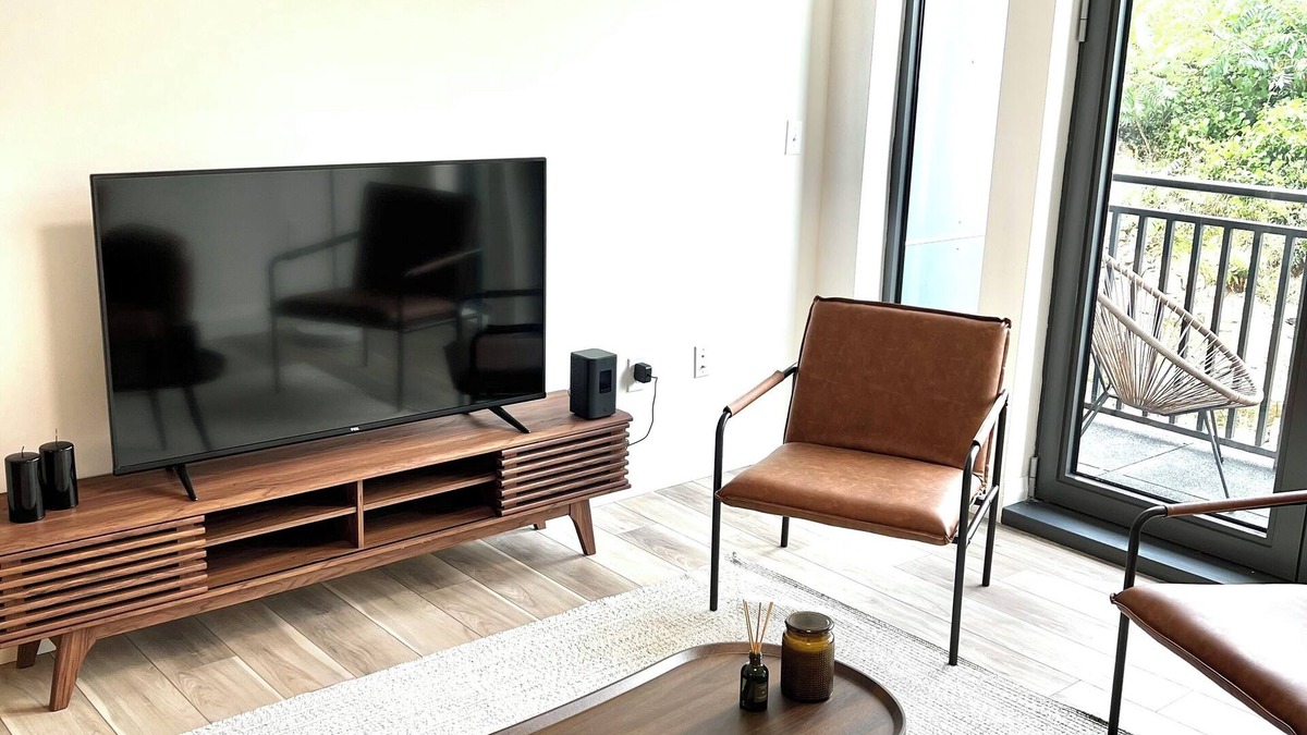 Quincy Apartment | Modern Luxury Apartment in the Heart of Quincy
