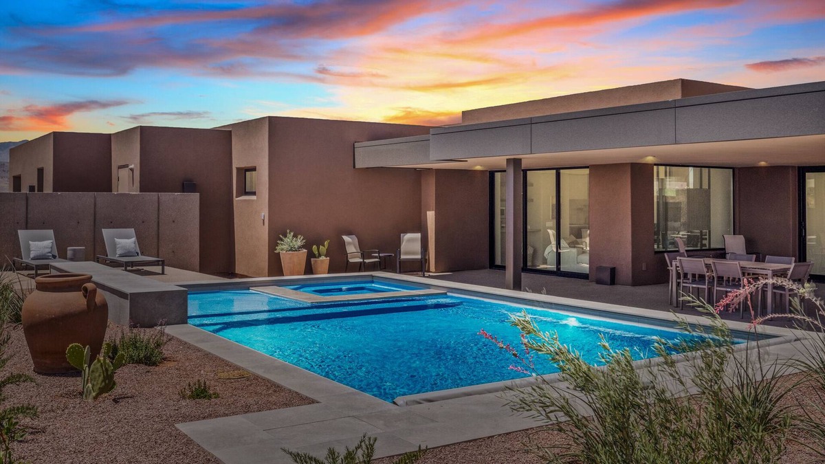 Ivins House | Modern Luxury Desert Home w/Pool & Red Rock Cliff Views
