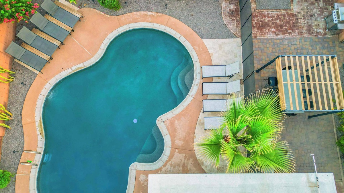 Cavalier Vista House | Modern Luxury Home-Old Town Scottsdale-Huge Pool!