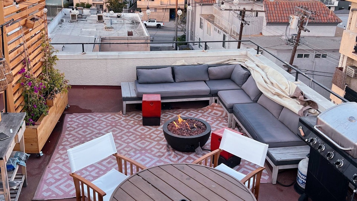 Sawtelle House | Modern Luxury Townhouse With Panoramic Views!