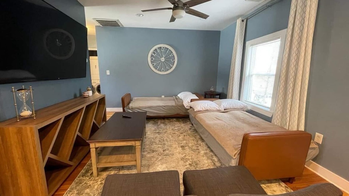 East Somerville House | MODERN MASSIVE LARGE GROUP 3800sf MIT HARVARD BOS