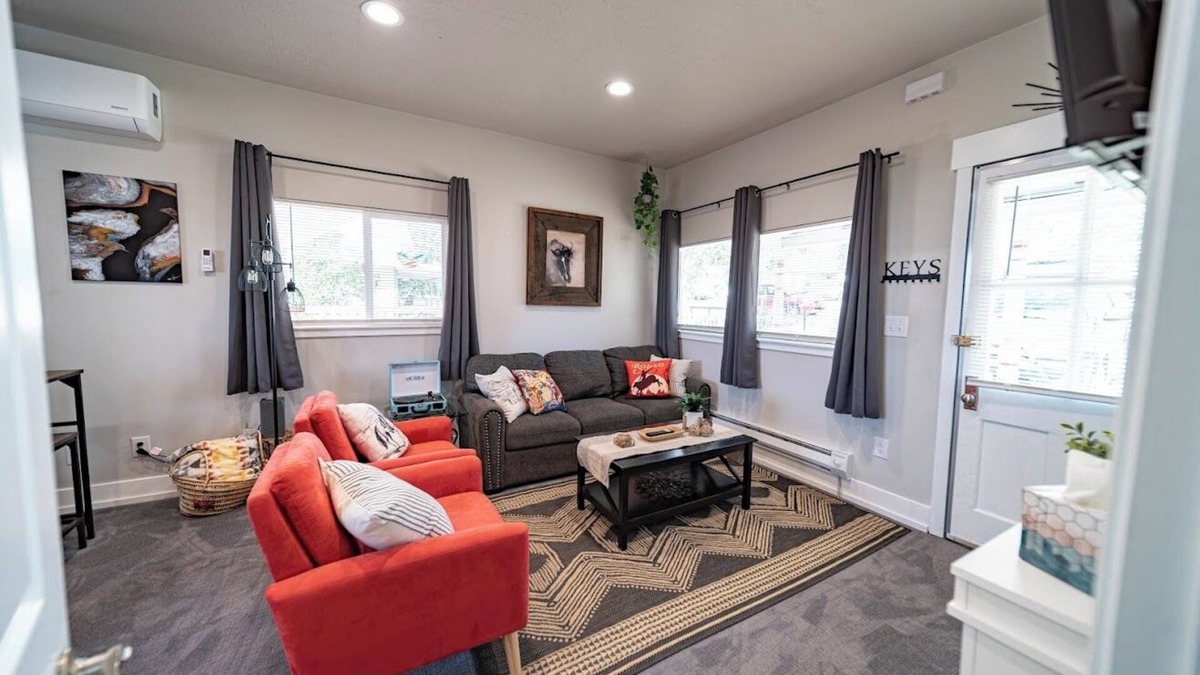 Carbon County Cottage | Modern Miner's Cottage in Tranquil High Desert w/Miles of Trails, Pet Friendly!