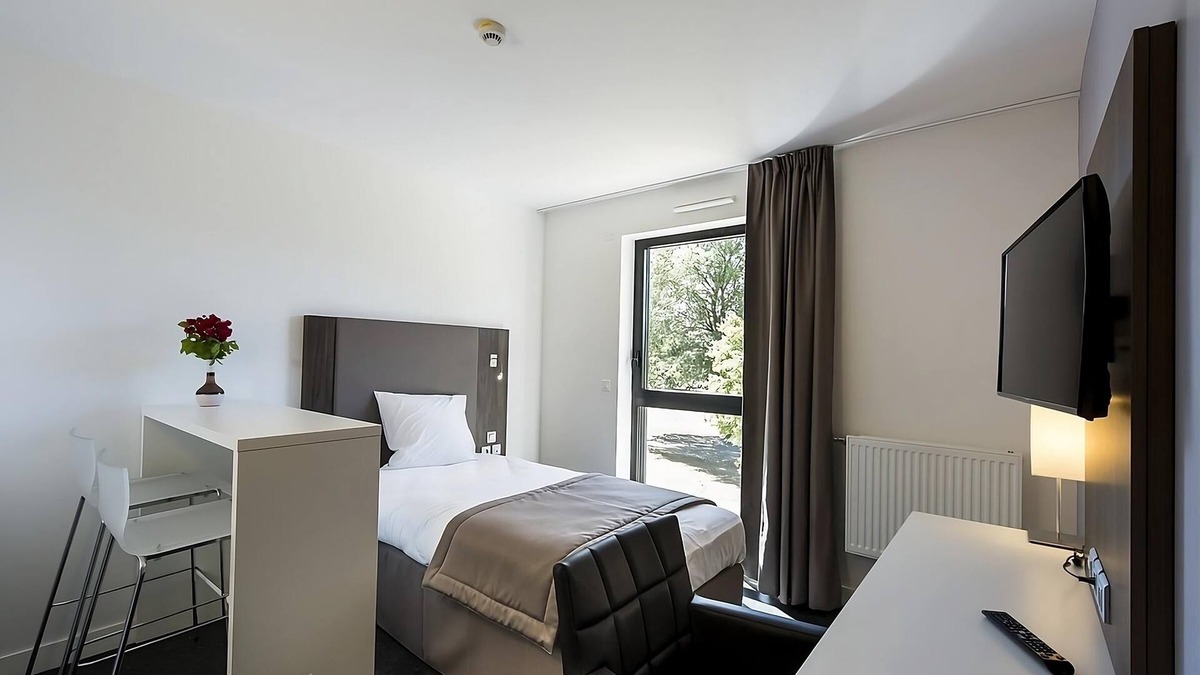 Dijon Hotel | Modern Mini-Apartment with Kitchen Amenities & Peaceful Surroundings