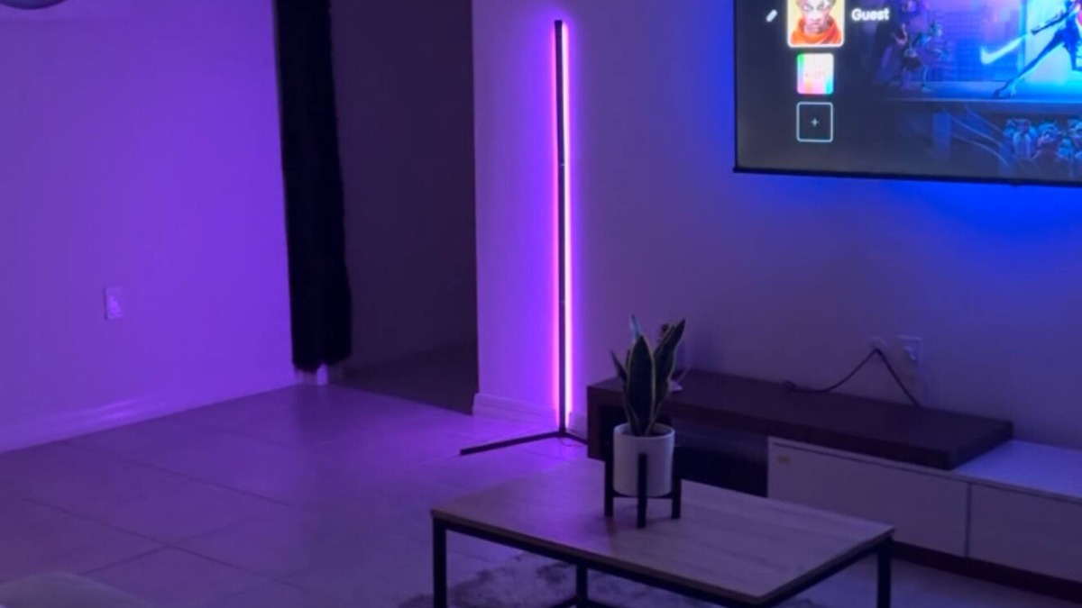 Haines City House | Modern Minimalist Home Near Disney– Private & Brand New, Ideal for Families