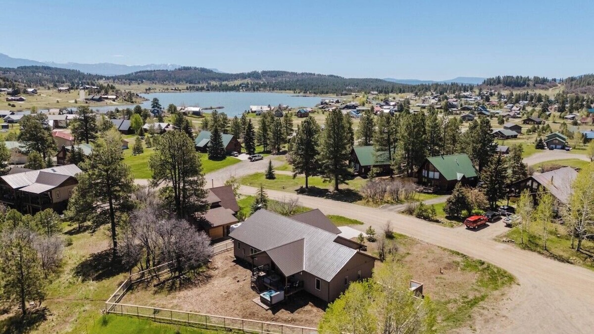 Pagosa Highlands House | Modern Mountain Retreat | Hot Tub, Views & Trails Nearby