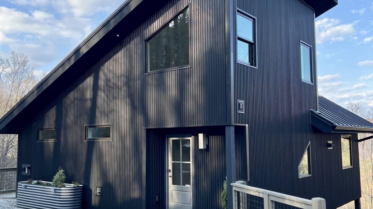 Scaly Mountain Cabin | Modern Mountain Getaway Near Highlands, NC