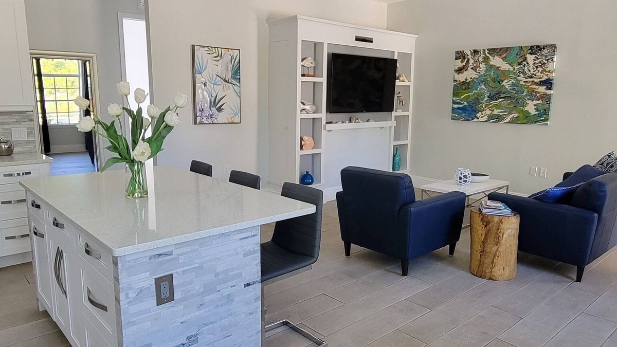 Oakes Estates House | Modern North Naples Villa on 3 Acres!