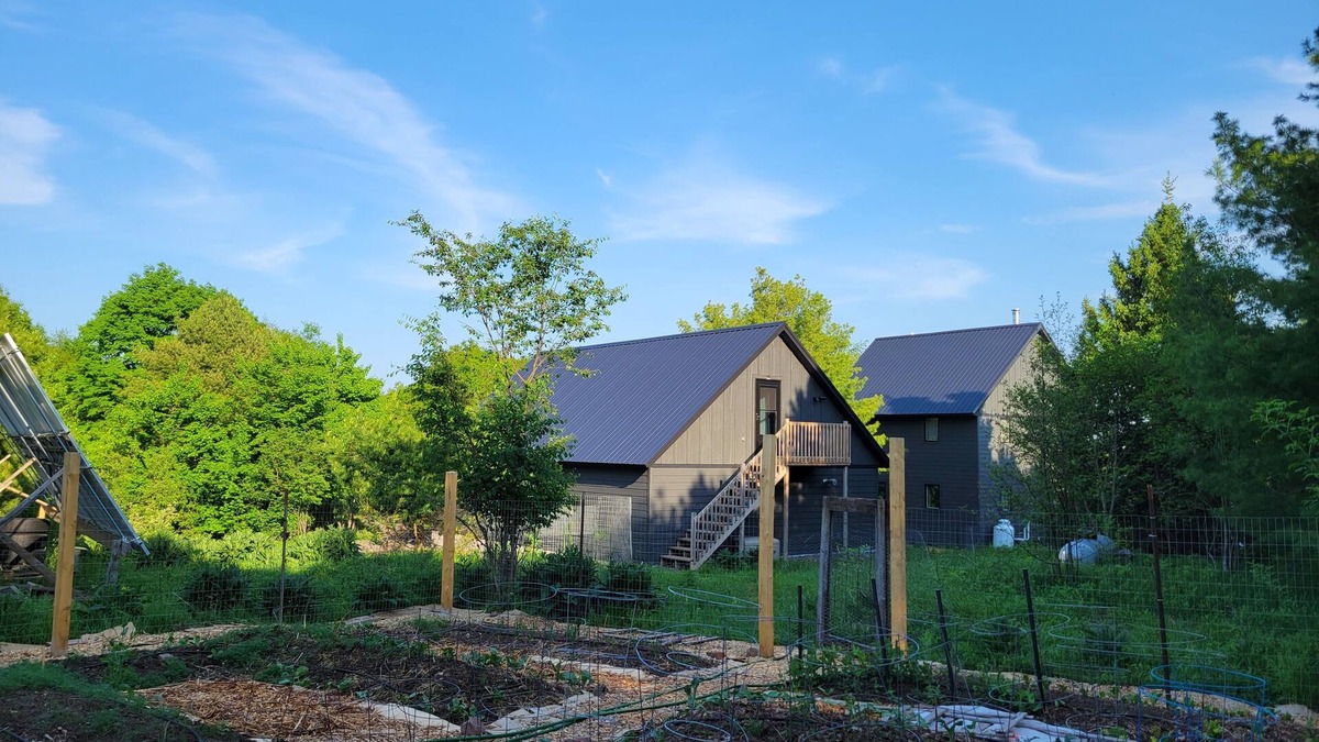 Houghton Apartment | Modern Off-grid Studio Loft on Farmstead in Houghton